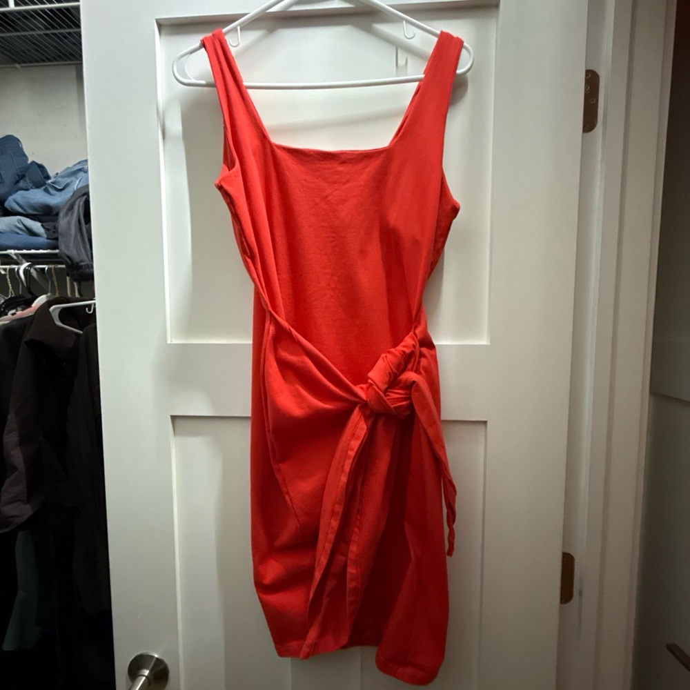 Red Tie-Waist Sleeveless Dress summery